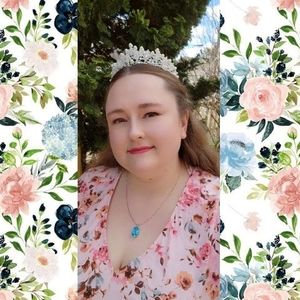 Meet your Posher, Debra